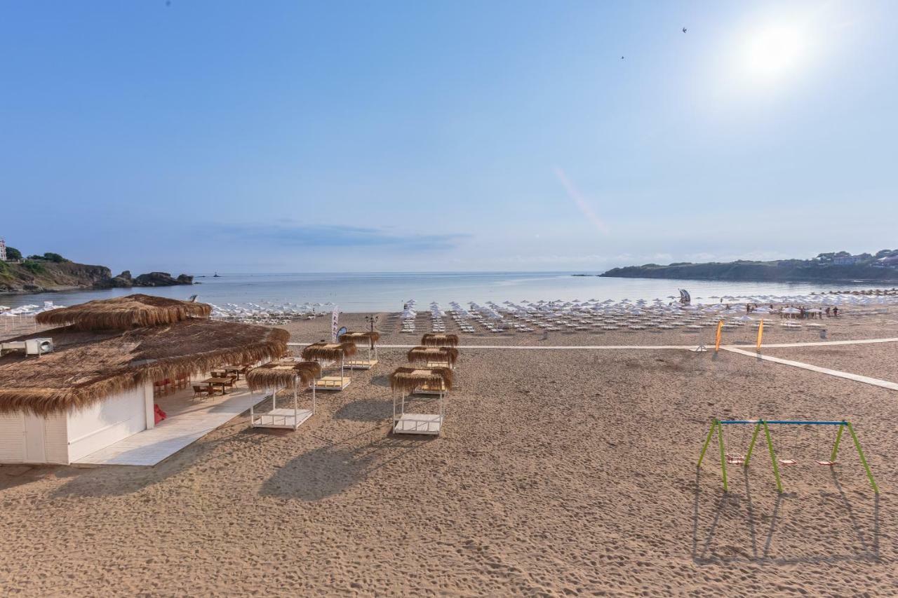 Serenity Bay Hotel Zarewo Exterior foto